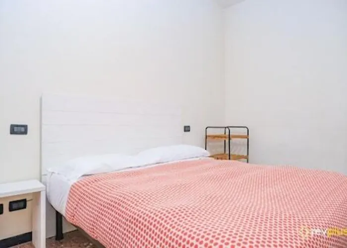 Гостьовий будинок Lia 3 *